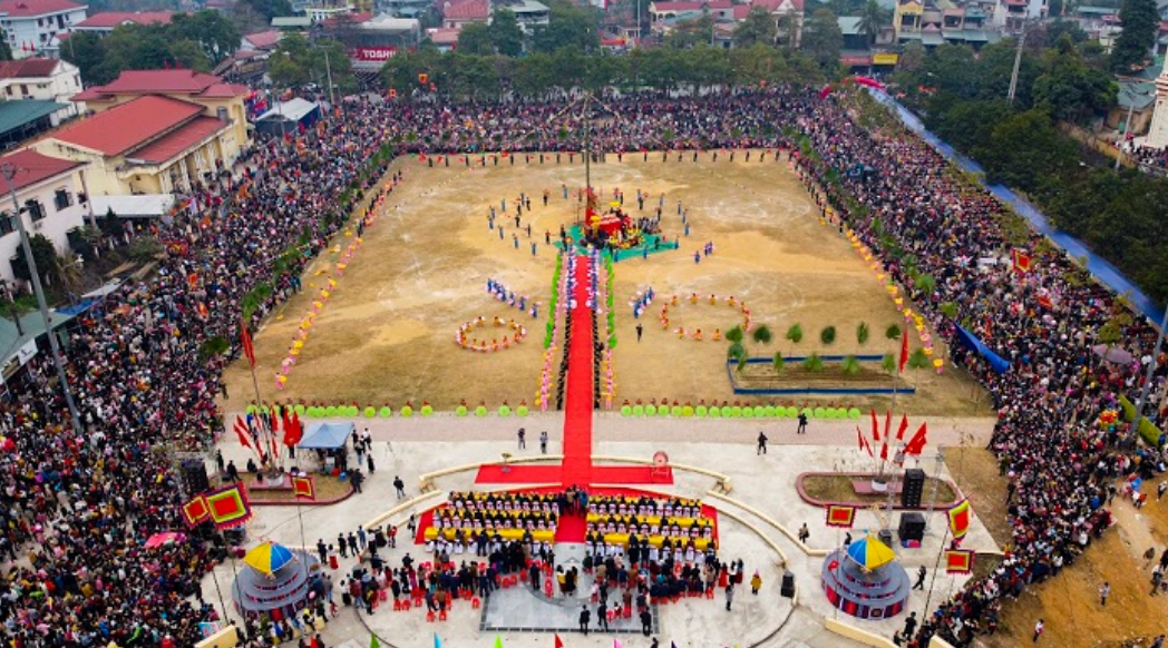 Lễ hội Lồng Tồng