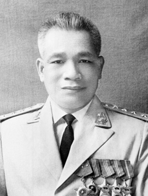 Văn Tiến Dũng